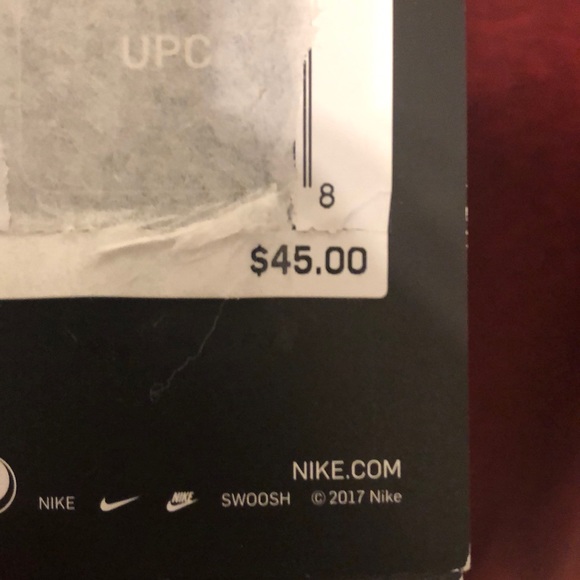 Nike Dark red pullover - New with Tags - Picture 3 of 3